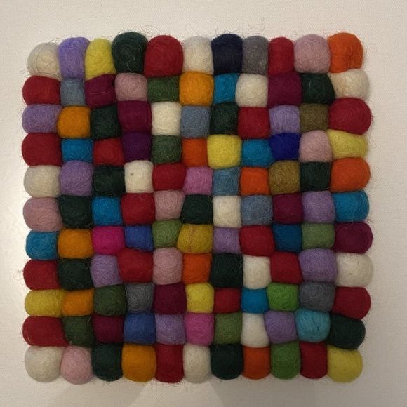 Colorful Durable felt balls Trivet Pot Mat - square - Picture 3 of 5